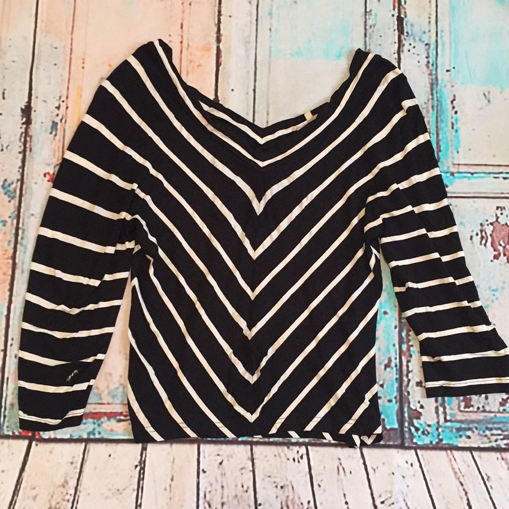 Vento from Milan women’s v neck blouse medium